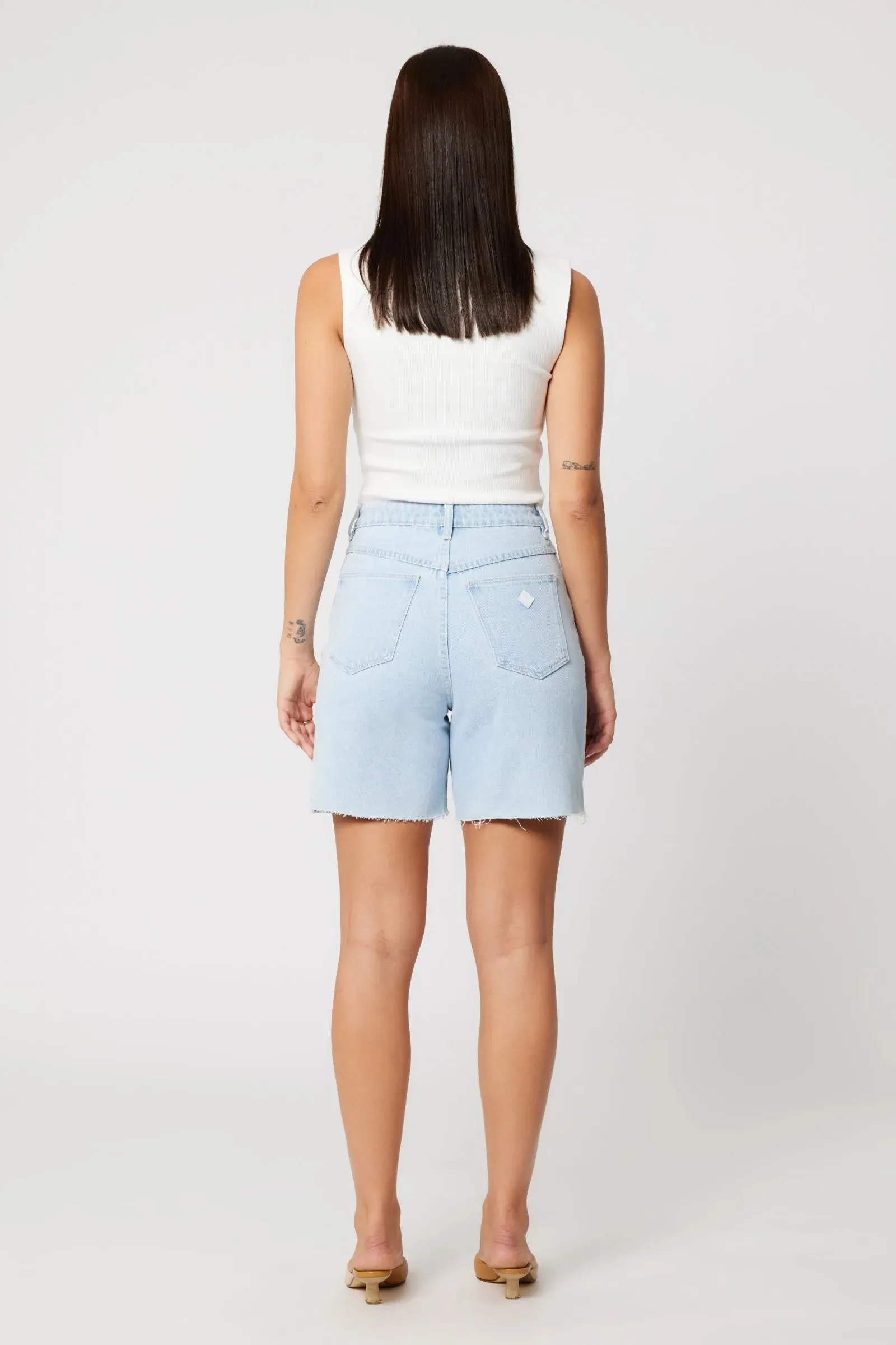 A BRAND CARRIE KATE SHORTS