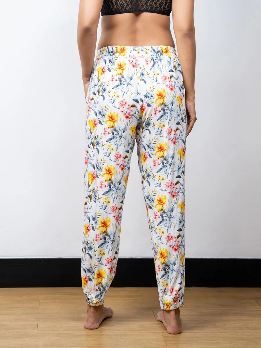 Vivian - Lounge Pant in Pastel Posies